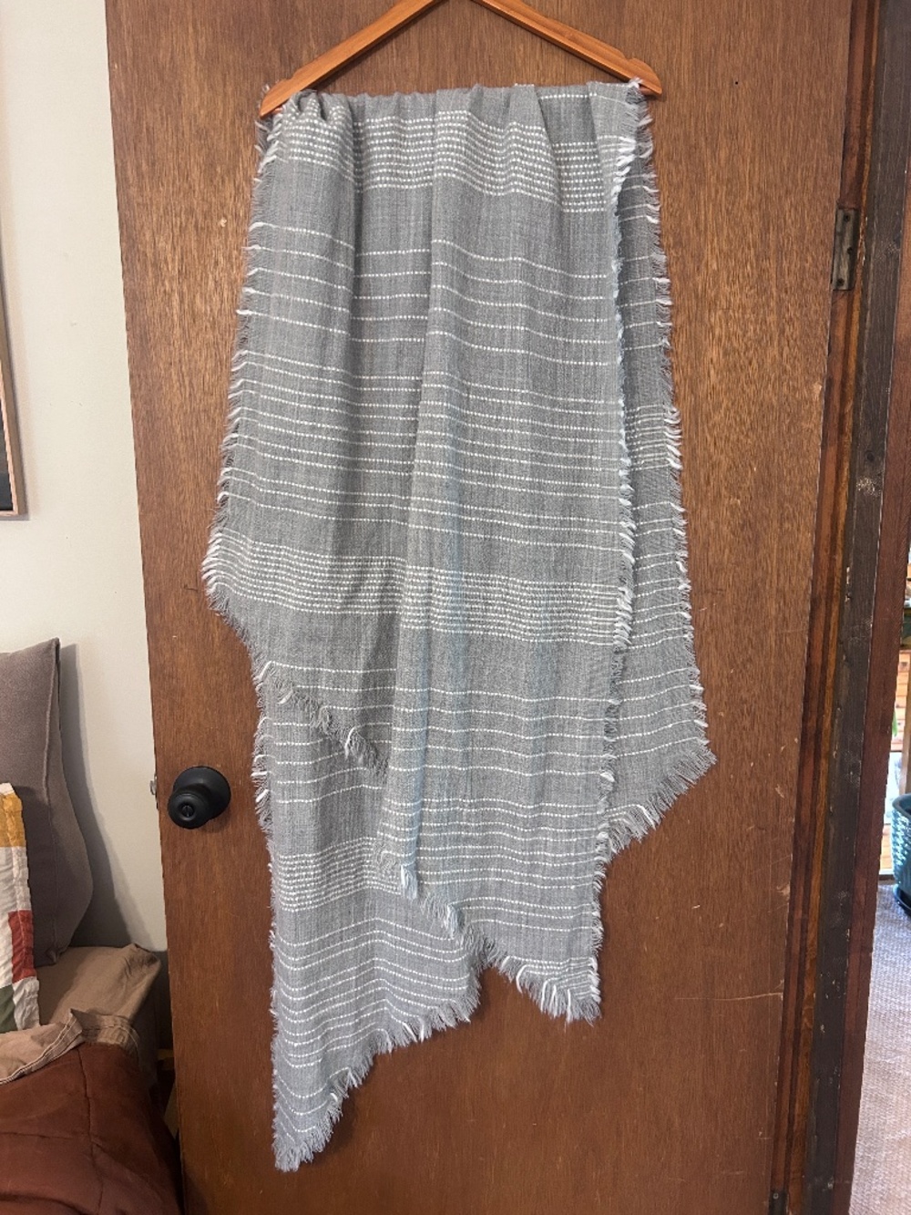 Modena blanket scarf